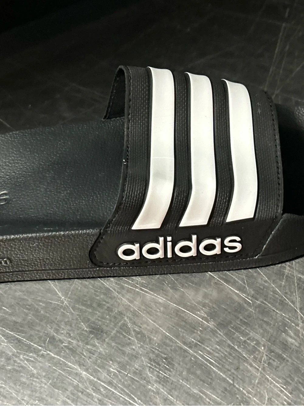 Adidas Slides Size 9 Men